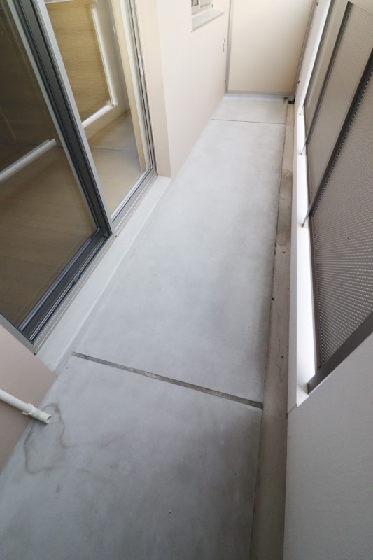 バルコニー　図面と現状に相違がある場合には現状を優先