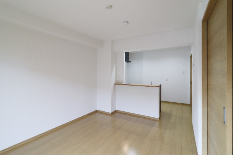 居室・リビング　図面と現状に相違がある場合には現状を優先