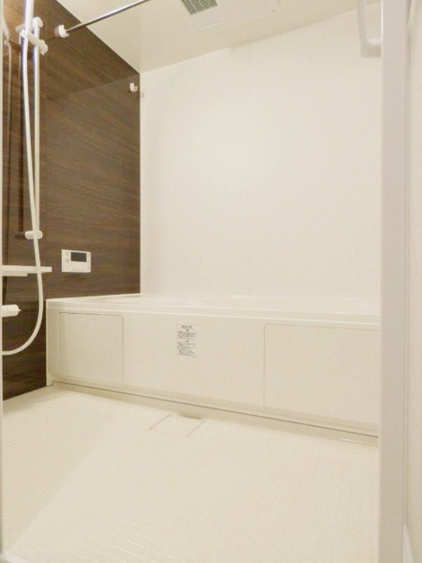 バス・シャワールーム　図面と現状に相違がある場合には現状を優先