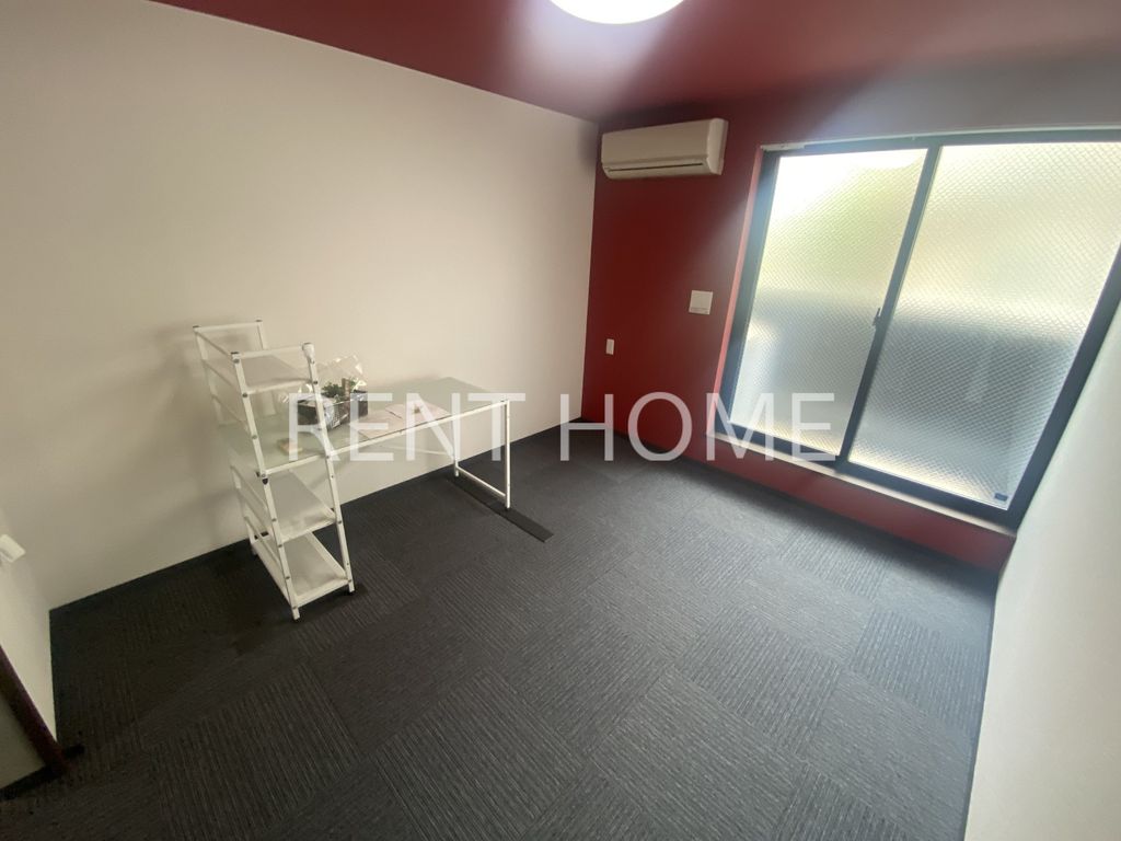 居室・リビング　エントランス