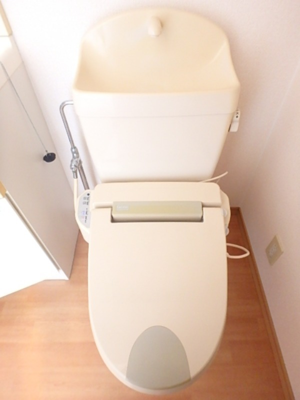 トイレ　図面と現状に相違がある場合には現状を優先