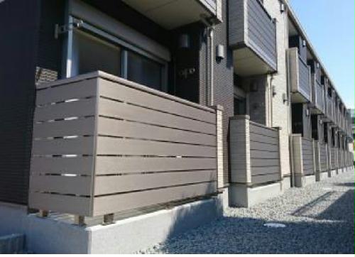 バルコニー　備品や設備仕様は号室等により異なります現地をご確認下さい。