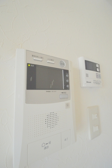 セキュリティ　モニター付インターフォンでセキュリティも安心！