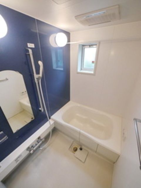 バス・シャワールーム　★浴室乾燥・追焚機能付きバスルーム★