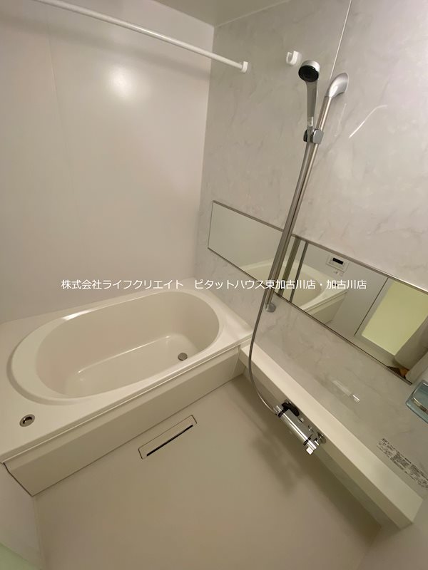 バス・シャワールーム　写真は201号室