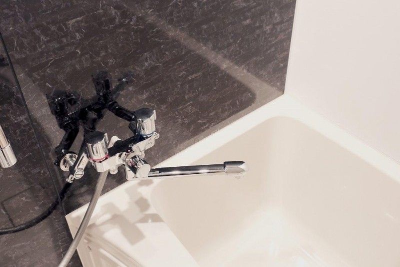 バス・シャワールーム　浴室