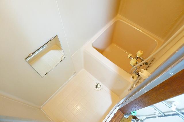 バス・シャワールーム　浴室