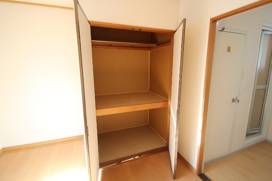 収納　※別部屋の写真です