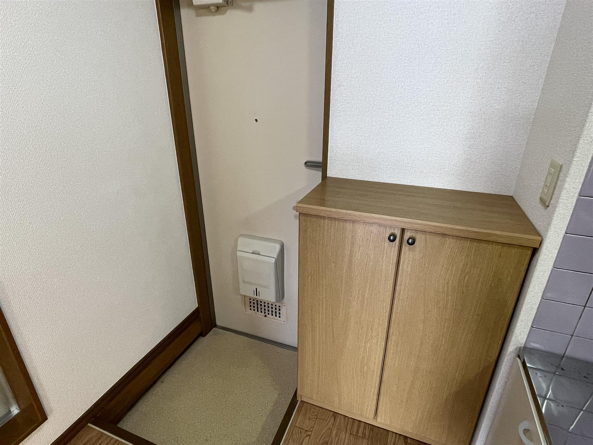 玄関　便利なシューズボックス付き