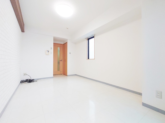 居室・リビング　ホワイトコーデされたお部屋