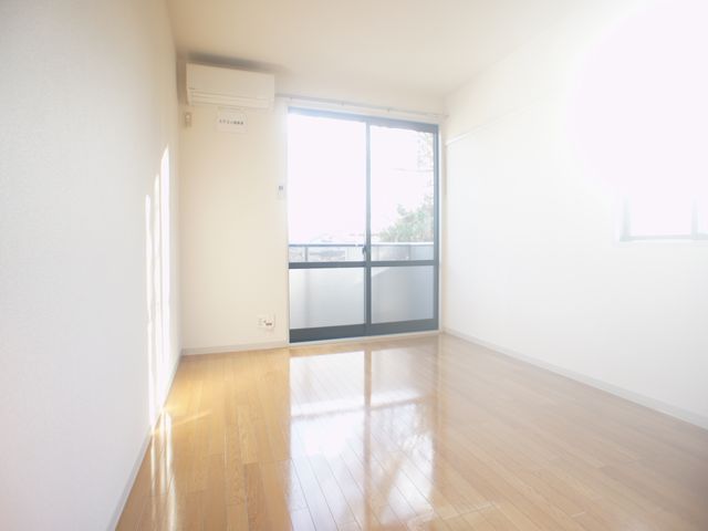 その他部屋・スペース　ゆったりできる洋室です。