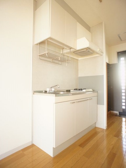 キッチン　収納と1口コンロ付きです♪