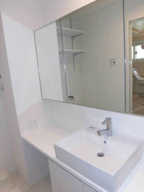 洗面設備　同仕様