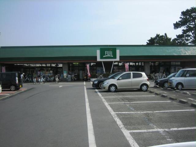 スーパー　ＦＵＪＩ鶴嶺店（スーパー）まで2108m