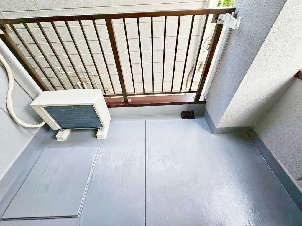 バルコニー　バルコニー