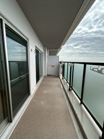 バルコニー　落ち着いた時間を過ごせるバルコニーです