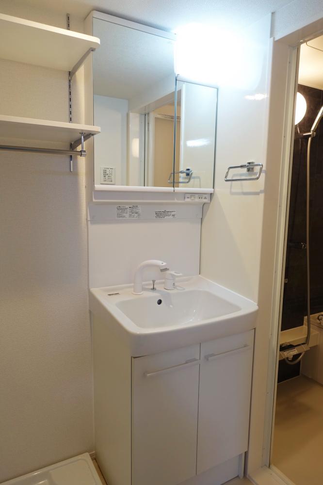 洗面設備　同施工会社室内イメージ