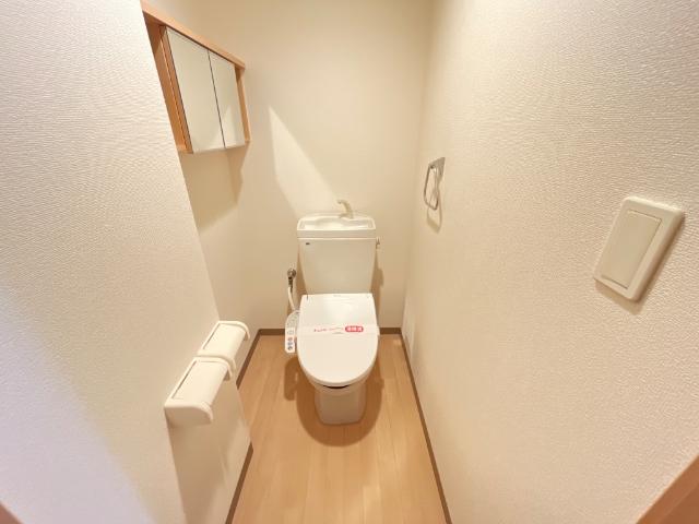トイレ　シャワー付トイレ