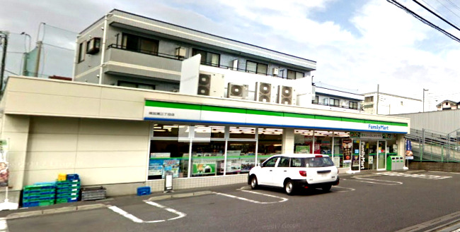 コンビニ　ファミリーマート・南加瀬三丁目店（コンビニ）まで487m