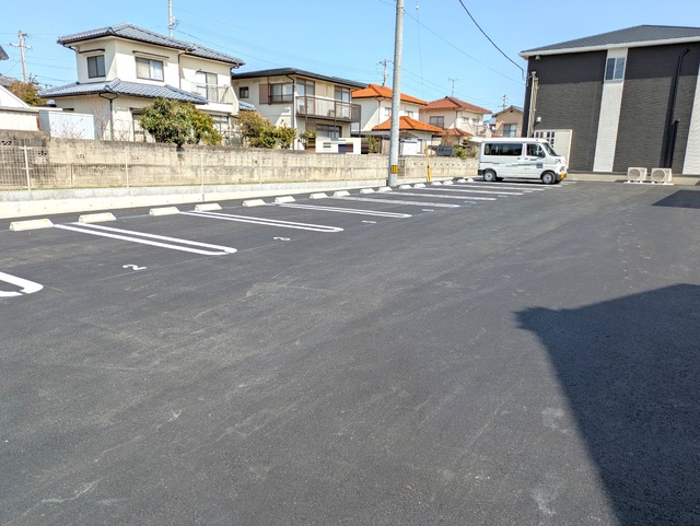 建物外観　建築中