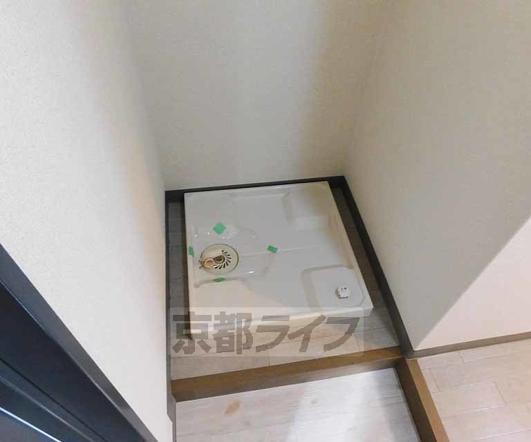 その他設備　室内洗濯機置き場です