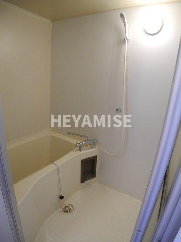 バス・シャワールーム　※同間取りの別の階のお部屋の写真です※