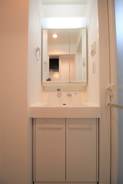 洗面設備　同一タイプ