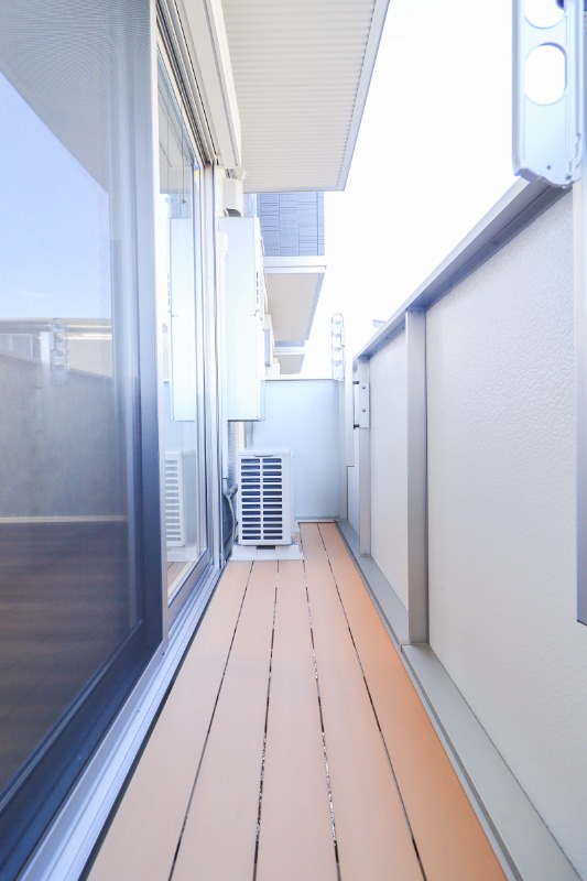 バルコニー　図面と現状に相違がある場合には現状を優先