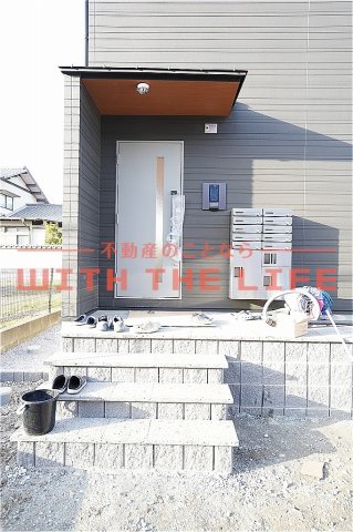 エントランス　清潔なエントランスです