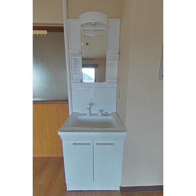 洗面設備　洗髪洗面化粧台