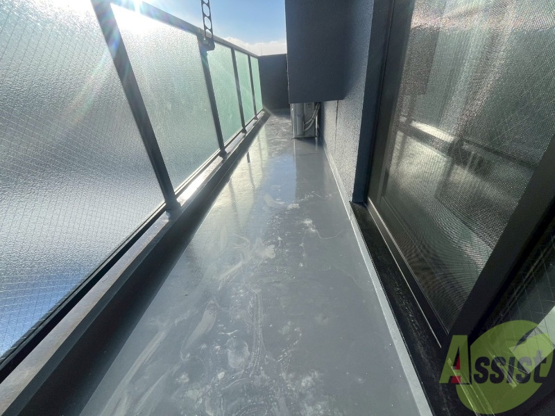 バルコニー　バルコニーです。洗濯物を干したり一息ついたりできますね！