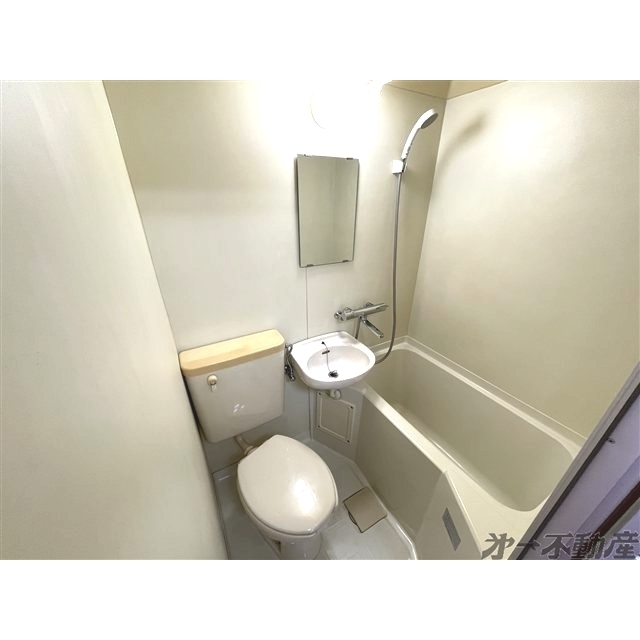 バス・シャワールーム　バスルーム