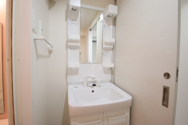 洗面設備　※別室の参考写真の為、現況優先です。