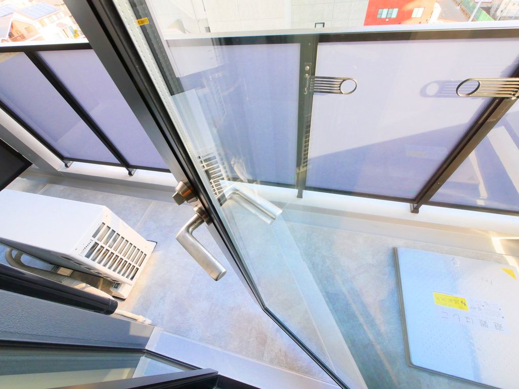 バルコニー　バルコニー