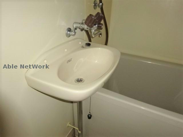 洗面設備　同型モデル