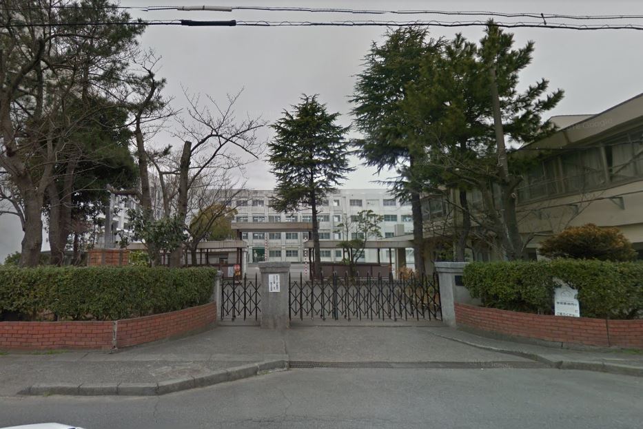小学校　沼津市立開北小学校（小学校）まで373m