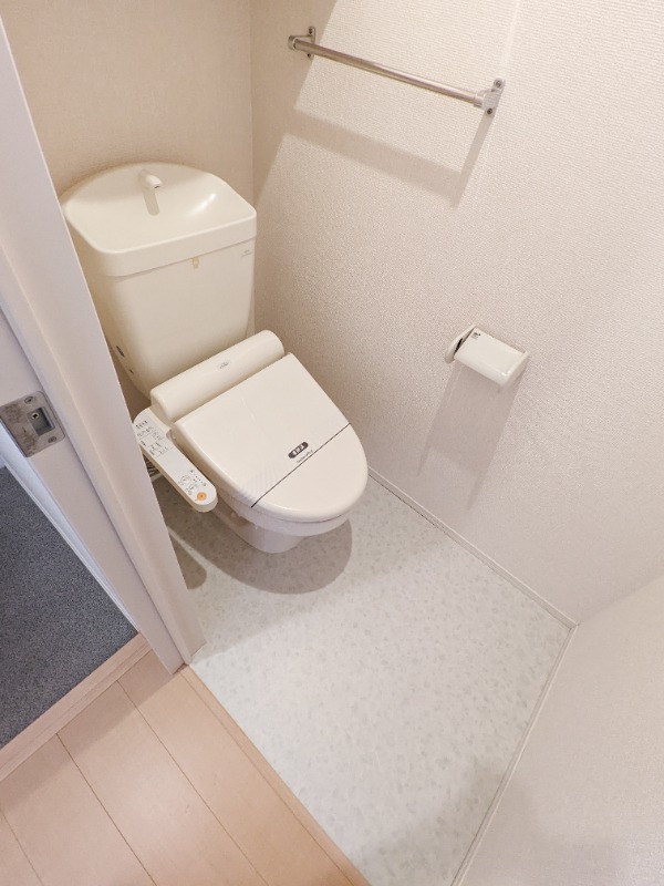 トイレ　図面と現状に相違がある場合には現状を優先