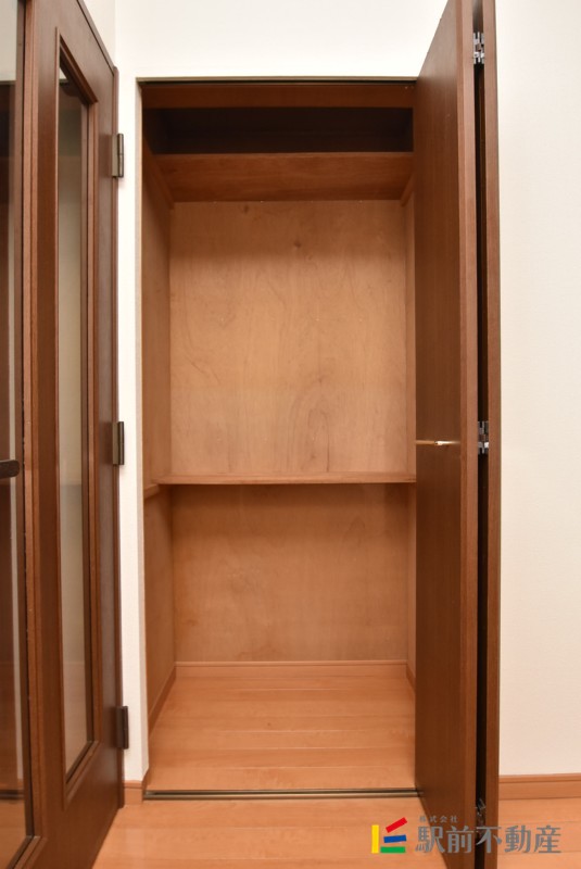 収納　写真は別部屋