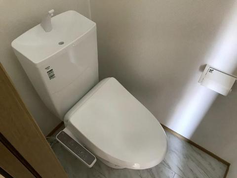 トイレ　トイレ