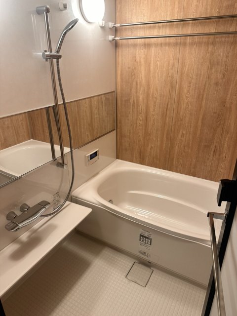 バス・シャワールーム　※別号室の参考写真、現況優先※