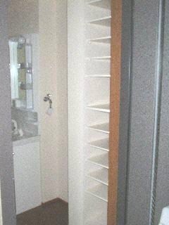 玄関　下駄箱です。