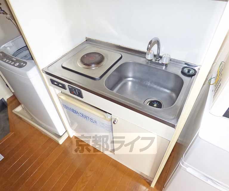 キッチン　コンパクトなキッチンです