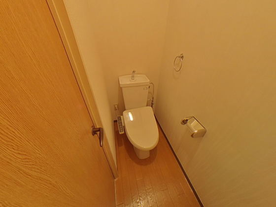 トイレ　※別部屋の写真です