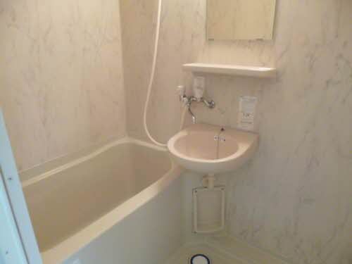 バス・シャワールーム　バスルーム