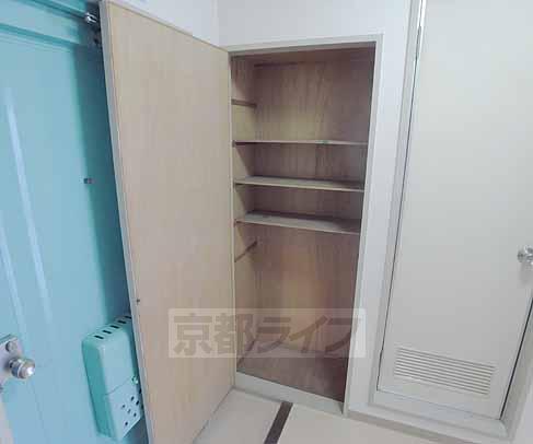 収納　大きい靴箱収納です。