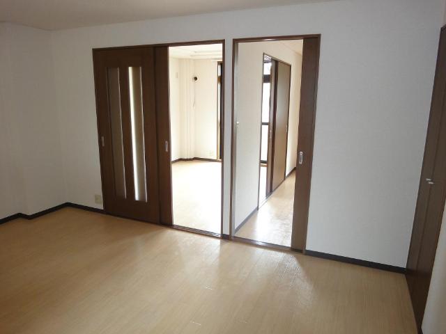 居室・リビング　リビング