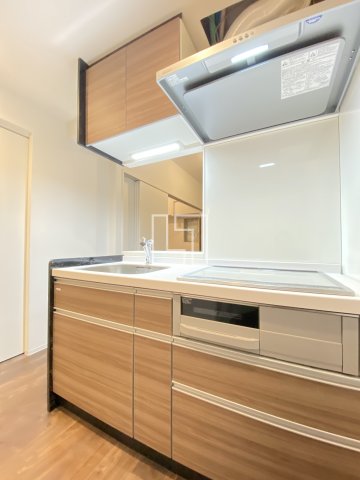 キッチン　セレニテフラン難波　キッチン