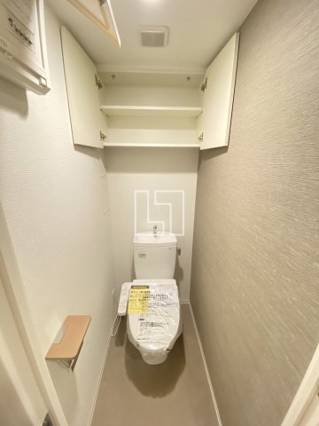 トイレ　セレニテフラン難波　トイレ