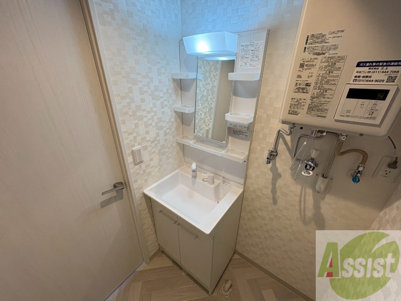 洗面設備　シャンプードレッサーで身支度もラクラクです！