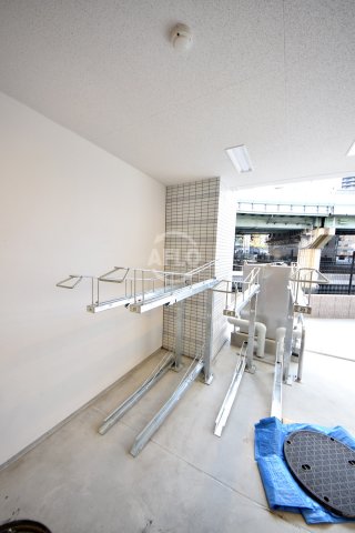 その他共有部分　エグゼ堺筋本町　駐輪場